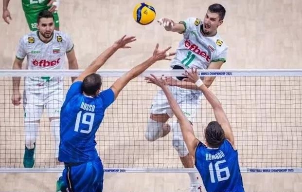 华体会_角逐激烈！球员们敢于拼搏争夺胜利的简单介绍