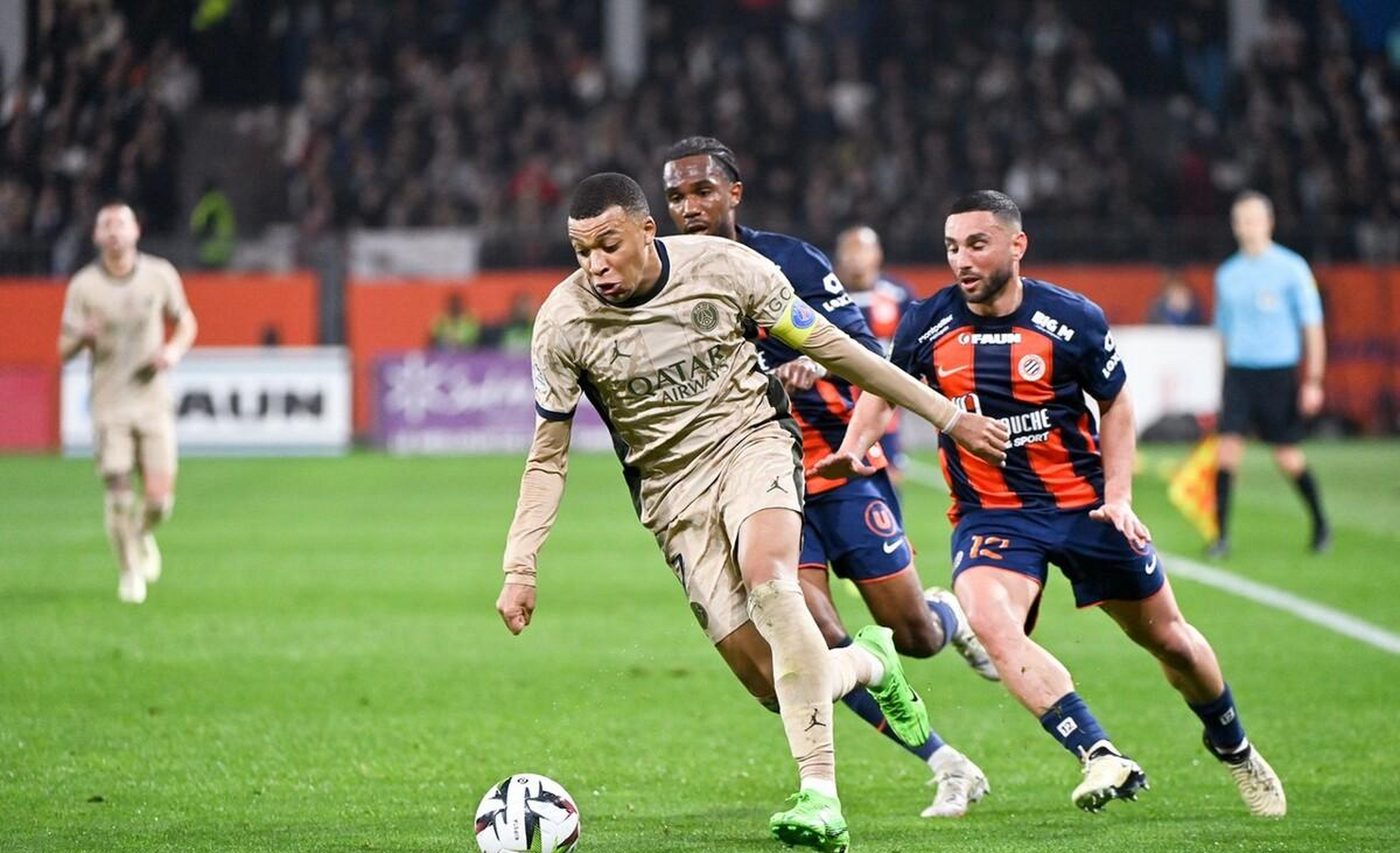 巴黎圣日耳曼法甲战胜雷恩姆巴佩点球命中的简单介绍